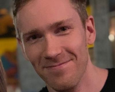 Aaron - Needs an Apartment on iROOMit or a Room