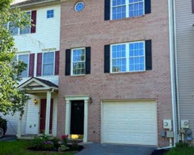 3 Bedroom 3BA 1710 ft Townhouse For Sale in MARTINSBURG, WV