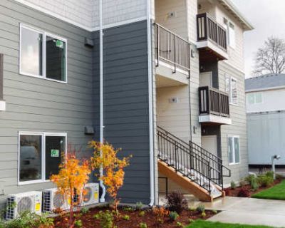 1 Bedroom 1BA 717 ft Pet-Friendly Apartment For Rent in Burlington, WA