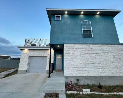 Charming 4BR House in Del Valle. image_url. In unit laundry Dishwasher Pet friendly Garage Concierge Extra storage Unit Amenities dishwasher extra storage furnished garbage disposal in unit laundry microwave range refrigerator Property Amenities dogs allowed pet friendly concierge parking garage cats allowed. Pets allowed. 4 Bedroom. 3.5 Bathroom. 2200 ft . Furnished