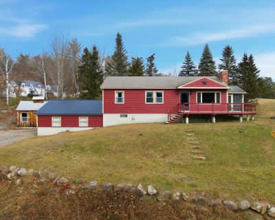 3 Bedroom 1BA 1232 ft Single Family House For Sale in Danbury, NH