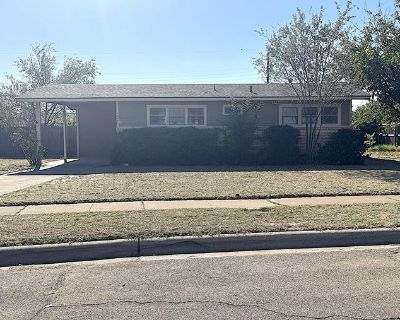 2 Bedroom 1BA 930 ft Single Family House For Sale in Midland, TX