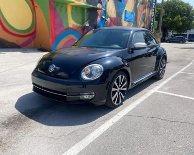 2012 Volkswagen Beetle 2.0T Turbo Hatchback 2D