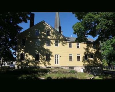 Room for rent in Church St, Augusta - Private Room with shared kitchen & bathroom