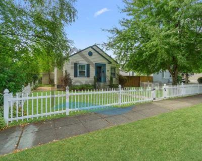 3 Bedroom 2BA 1644 ft Pet-Friendly Apartment For Rent in Coeur d'Alene, ID