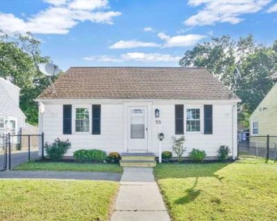 Beautifully Renovated, Single Family Cape for Rent In Pine Point!. Near many universities and home to lots of festivals and museums, Springfield has a great culture. Granite counters Hardwood floors Pet friendly Recently renovated Microwave Internet access Unit Amenities carpet granite counters hardwood floors microwave range refrigerator recently renovated Property Amenities pet friendly inter...