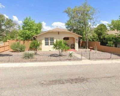 Coming Nov 17. image_url. In unit laundry Dishwasher Recently renovated Stainless steel Microwave Range Unit Amenities dishwasher in unit laundry microwave range refrigerator recently renovated stainless steel Property Amenities on-site laundry. 3 Bedroom. 2 Bathroom. 1344 ft