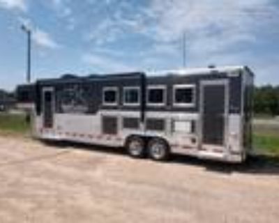 2020 SCTrailers ENVY 4HRSLLQ 4 horses