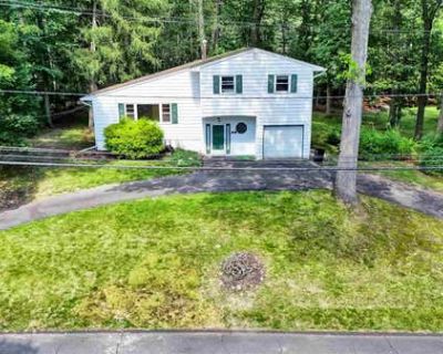 3 Bedroom 2BA 1917 ft Single Family Home For Sale in SPRING VALLEY, NY