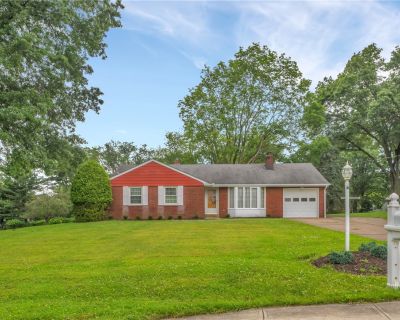 3 Bedroom 2BA 1145 ft Apartment For Rent in Franklin Park, PA