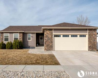 5 Bedroom 3BA 2890 ft Single Family Home For Sale in GILLETTE, WY