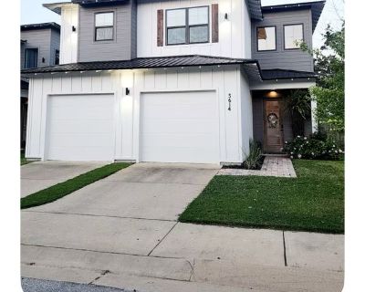 I am renting out the bedrooms in the home. Price is negotiable. Does have the bayou in the back to fish and paddle board. Can see dolphins during the beautiful sunsets. Minutes from the local beach and restaurants. Young family and young professional neighborhood. 3 Bedroom. 2 Bathroom