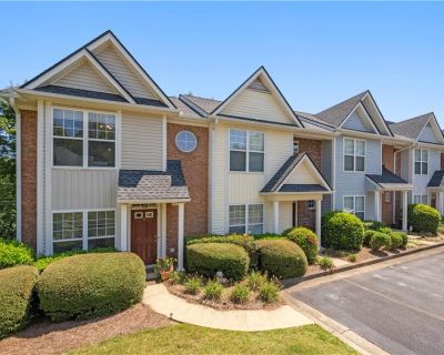 2 Bedroom 2BA 1262 ft Townhouse For Sale in Lawrenceville, GA