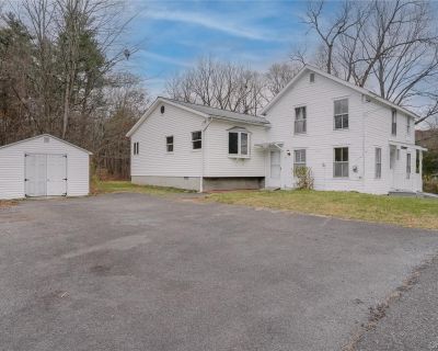 3 Bedroom 2BA 1928 ft Single Family House For Sale in Ulster Park, NY