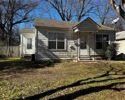 3 Bedroom 2BA 768 ft Pet-Friendly Apartment For Rent in Sulphur Springs, TX