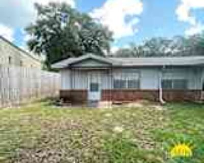 1 Bedroom 1BA 480 ft² House For Rent in Niceville, FL 207 Tamarack Ave