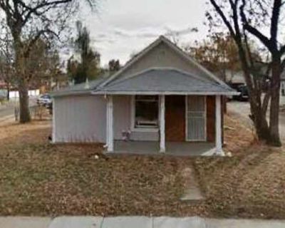 Charming 2-Bedroom Home with Expansive Backyard Near Old Town Lafayette. image_url. In unit laundry Hardwood floors Pet friendly Range Refrigerator Unit Amenities hardwood floors in unit laundry range refrigerator Property Amenities pet friendly on-site laundry cats allowed dogs allowed. Pets allowed. 2 Bedroom. 1 Bathroom. 960 ft