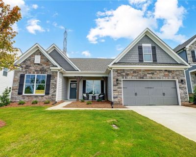 3 Bedroom 2BA 2071 ft Single Family House For Sale in Windsor, VA