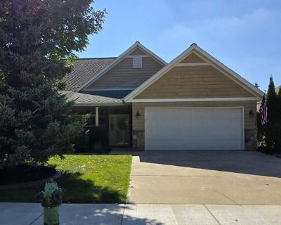W Ducharme St, Kaukauna, Condo For Sale