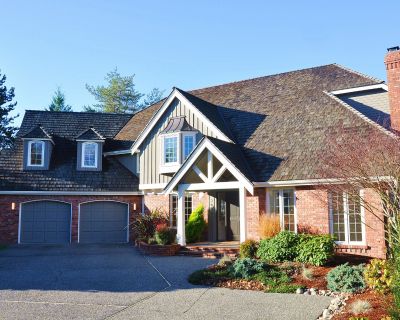 4 Bedroom 3.5BA 4,244 ft Pet-Friendly House For Rent in Mercer Island, WA