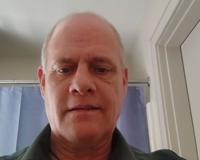 Rent is always on time, Respectful, Honest, Very Clean. I get along with others well, I mind my business and expect the same of others..