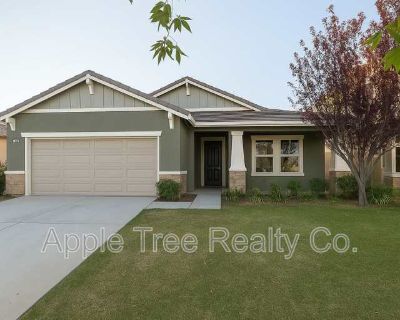 3 Bedroom 2BA 1672 ft Pet-Friendly Apartment For Rent in Beaumont, CA