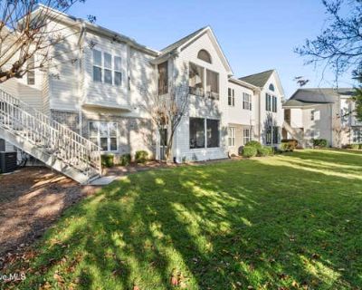 2 Bedroom 2BA 1415 ft Condominium For Sale in WILMINGTON, NC