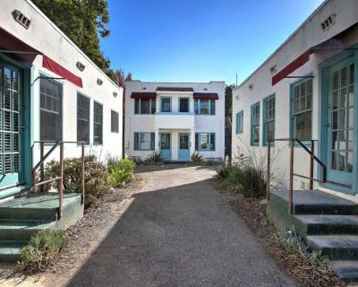 2 Bedroom 1.5BA 0 ft Apartment For Rent in Santa Barbara, CA