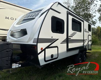 2021 Winnebago Micro Minnie 2100BH For Sale by Dealer in Middlebury, Indiana