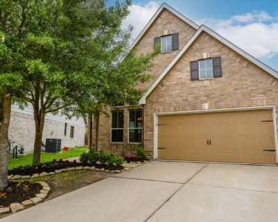 4 Bedroom 2BA 1853 ft Apartment For Rent in Richmond, TX