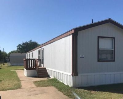 3 Bedroom 2BA 1216 ft Mobile Home For Rent in Crowley, TX