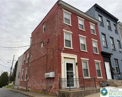 1 Bedroom 1BA 600 ft Apartment For Rent in Easton, PA