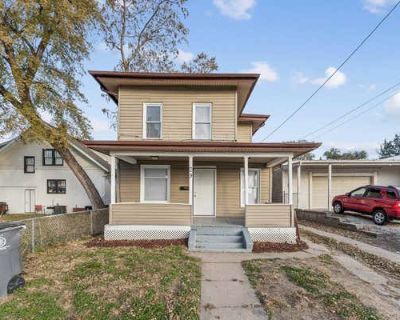 3 Bedroom 2BA 1293 ft Single Family Home For Sale in COUNCIL BLUFFS, IA