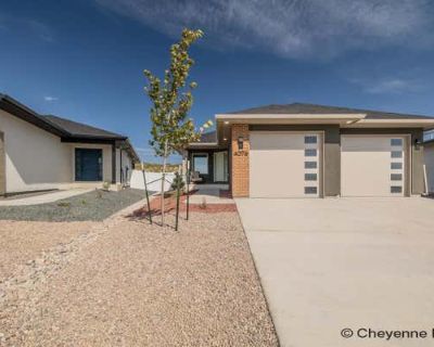 2 Bedroom 2BA 1374 ft Single Family Home For Sale in CHEYENNE, WY