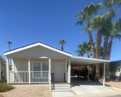 2 Bedroom 2BA 792 ft Mobile Home For Rent in Phoenix, AZ