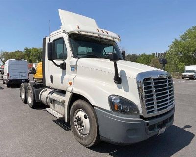 2018 Freightliner Cascadia125