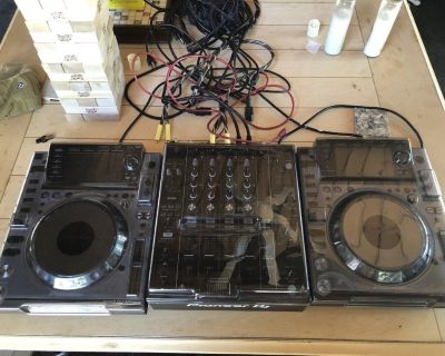Sale new  2X Pioneer CDJ-2000NXS2 and DJM-2000NXS2 mixer package