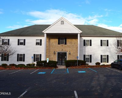 1193 ft Commercial Property For Sale in Holmdel, NJ