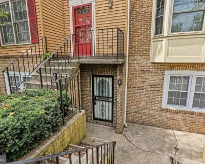 10 Kettle Ct Unit 7-6. Welcome to 10 Kettle Court - a, turnkey garden-style condo offering comfort, style, and convenience. Featuring 2 spacious bedrooms and 2 full bathrooms, this home is freshly painted and recently upgraded flooring throughout. The kitchen opens into the bright living area, creating a seamless space perfect for everyday living or entertaining. Enjoy the ease of a walk-out le...