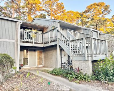 2 Bedroom 2BA 852 ft Condo For Sale in Savannah, GA