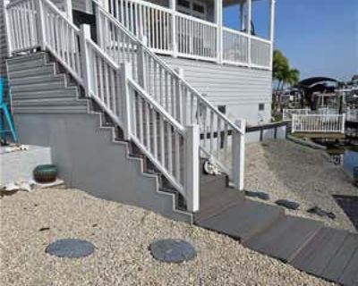 2 Bedroom 2BA 1600 ft Manufactured Home For Sale in FORT MYERS BEACH, FL