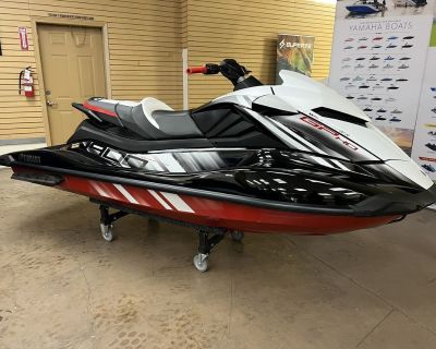 2024 Yamaha Waverunners GP HO