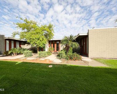 1 Bedroom 1BA 680 ft Condominium For Sale in PHOENIX, AZ