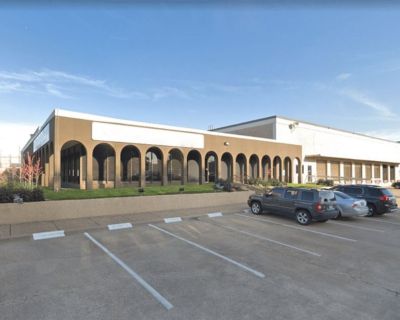 Office/Warehouse Space Available! Cubework Farmers Branch