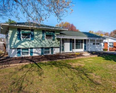 4 Bedroom 2BA 1827 ft Single Family Home For Sale in MUNCIE, IN