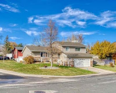 4 Bedroom 4BA 2390 ft Single Family Home For Sale in GILLETTE, WY