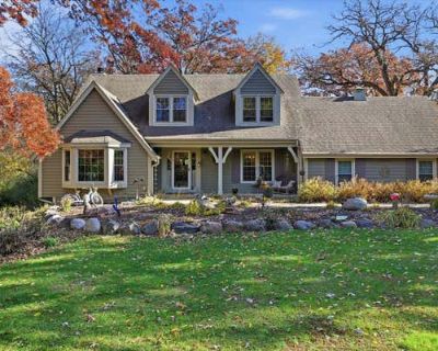 3 Bedroom 3BA 2308 ft Single Family Home For Sale in SUMMIT, WI