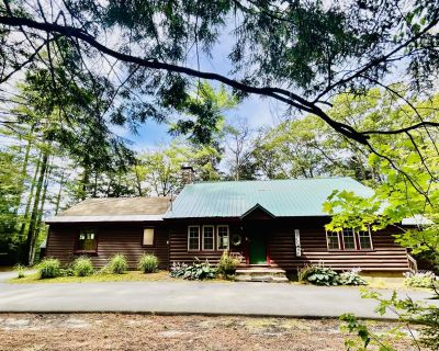 3 Bedroom 2BA 3114 ft Single Family House For Sale in New Hampton, NH