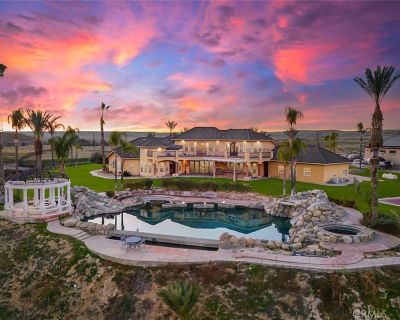 4 Bedroom 3BA 4905 ft Single Family Home For Sale in Bakersfield, CA