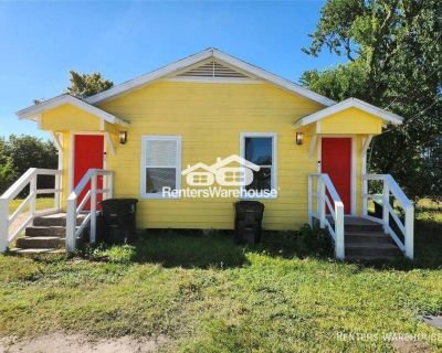 2706 Berry St B. ***LOW Security Deposit Program available! Bonus Amenity: FREE Utility Concierge at move in! This beautifully renovated and remodeled 1-bedroom, 1-bath unit offers modern comfort and convenience all bills paid! Enjoy new luxury vinyl flooring, energy-efficient double-pane windows, granite countertops, and updated bath fixtures. The unit also comes equipped with a Ring camera sy...